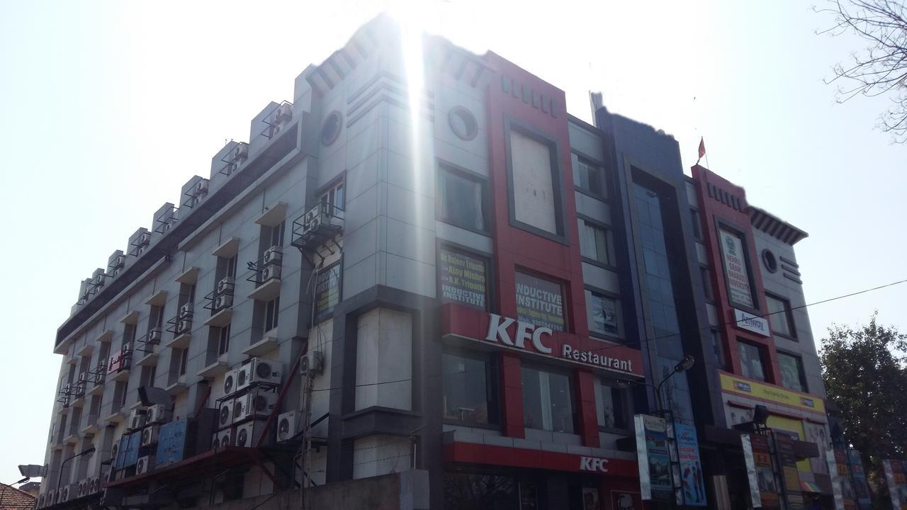 Oyo 905 Galaxy View Hotel Prayagraj Exterior photo